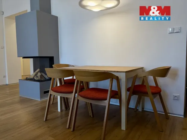 Pronájem bytu 3+kk, Pardubice - Zelené Předměstí, Na Hrádku, 80 m2