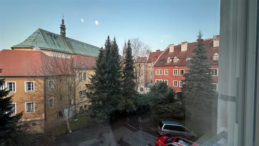 Pronájem bytu 1+kk, Cheb, Jakubská, 25 m2