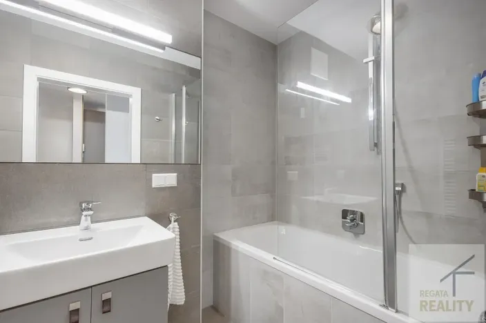 Prodej bytu 3+kk, Treffen am Ossiacher See, Rakousko, Bergstraße, 75 m2