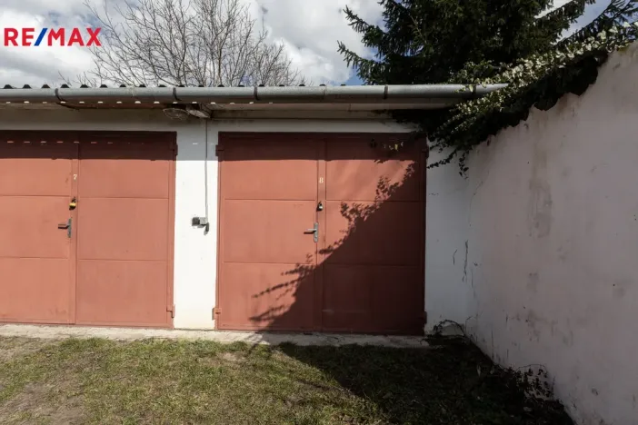 Pronájem garáže, Holešov, 16 m2