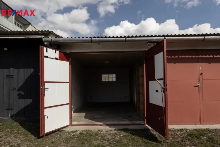 Pronájem garáže, Holešov, 16 m2