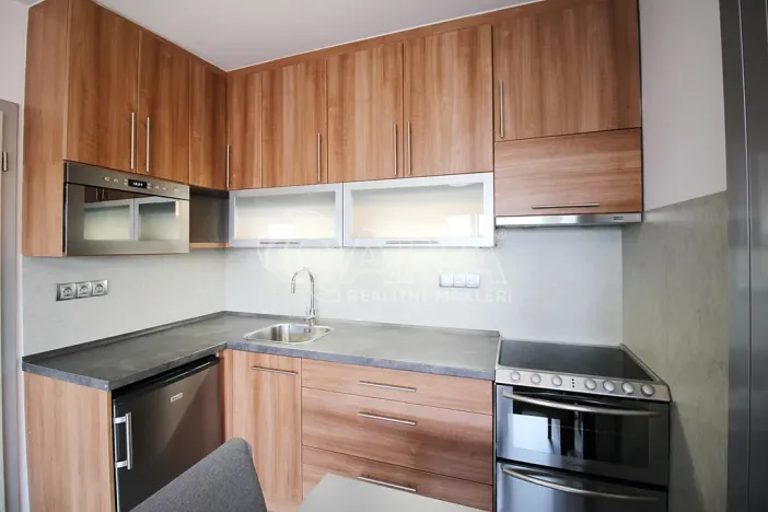 Pronájem bytu 1+kk, Praha, 31 m2