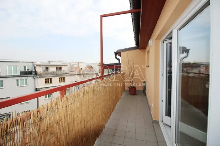 Pronájem bytu 1+kk, Praha, 31 m2