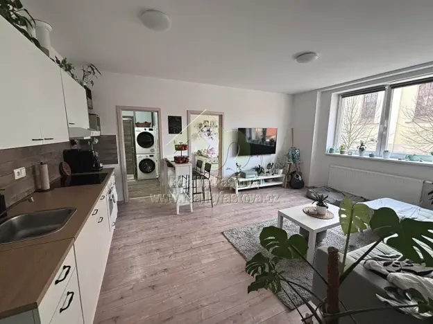 Pronájem bytu 3+kk, Radnice, náměstí Kašpara Šternberka, 53 m2