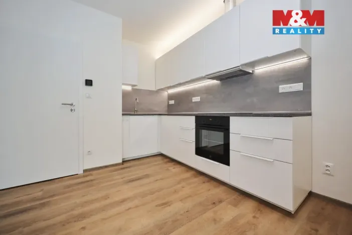 Pronájem bytu 2+1, Jihlava, Okružní, 67 m2