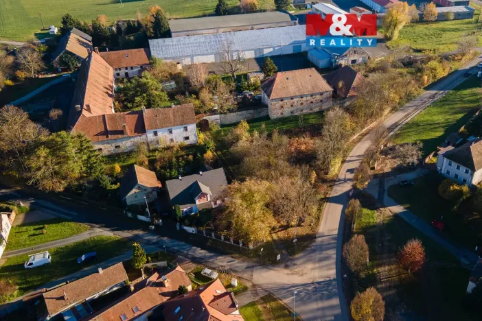 Prodej zahrady, Úhřetice, 981 m2