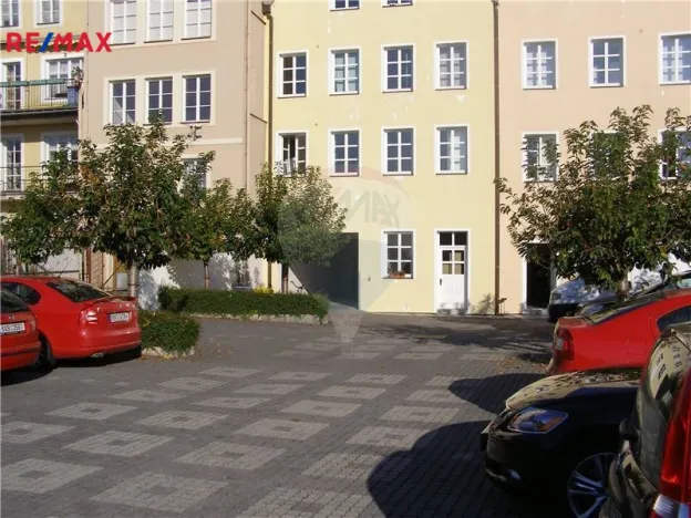 Pronájem kanceláře, Hradec Králové, Malé náměstí, 22 m2