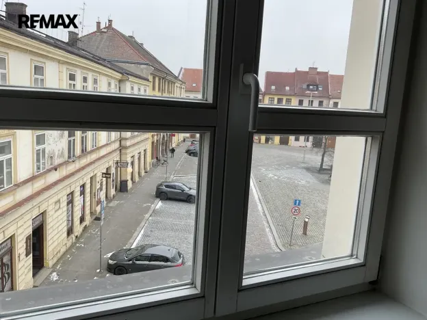 Pronájem kanceláře, Hradec Králové, Malé náměstí, 22 m2