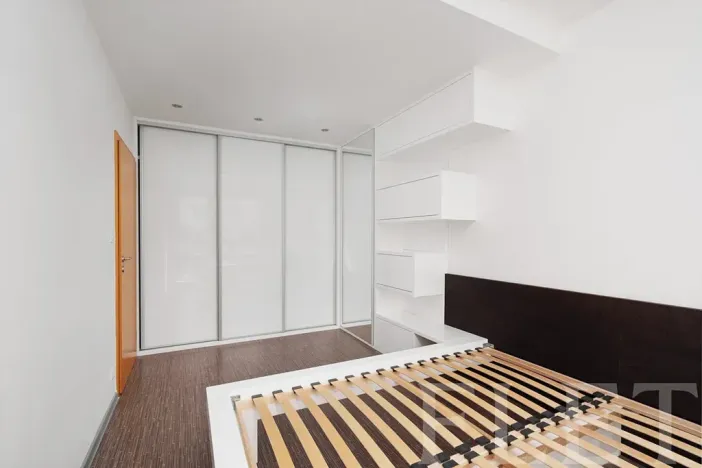 Pronájem bytu 2+kk, Praha - Vysočany, Kabešova, 53 m2