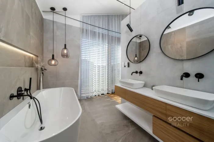 Prodej rodinného domu, Předboj, K Parku, 200 m2