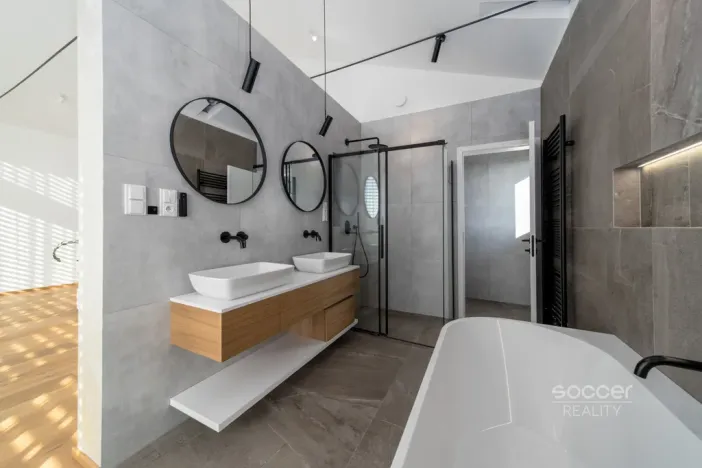 Prodej rodinného domu, Předboj, K Parku, 200 m2