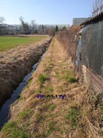 Pronájem zahrady, Kryry, 367 m2