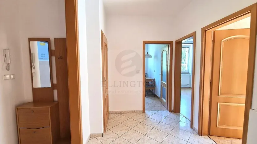 Pronájem bytu 3+1, Praha - Košíře, Nad zámečkem, 84 m2