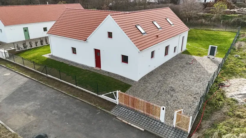 Prodej rodinného domu, Čím, 128 m2