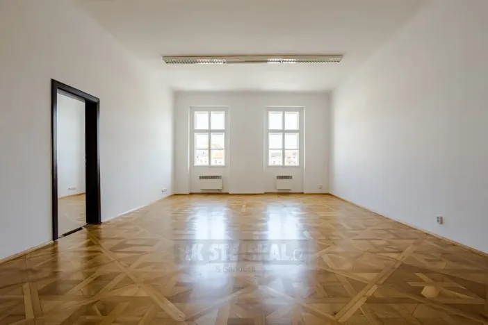 Pronájem bytu 2+1, České Budějovice - České Budějovice 1, nám. Přemysla Otakara II., 103 m2