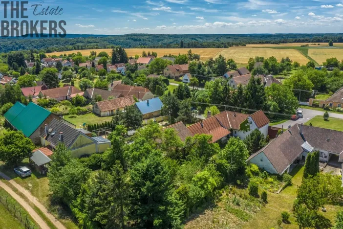 Prodej rodinného domu, Chvalatice, 250 m2