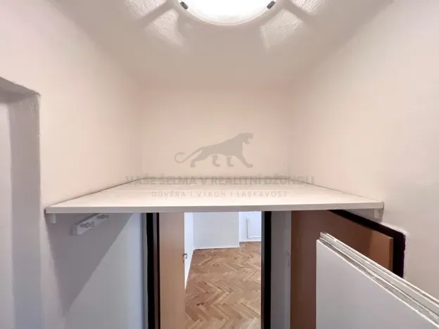 Pronájem bytu 1+kk, Praha - Kbely, Luštěnická, 25 m2