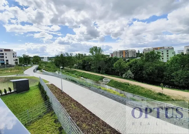 Pronájem bytu 3+kk, Praha - Hloubětín, Waltariho, 73 m2