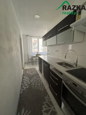 Pronájem bytu 3+1, Planá, 60 m2