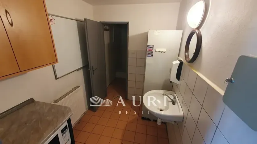 Pronájem obchodního prostoru, Rakovník, Dukel. hrdinů, 412 m2