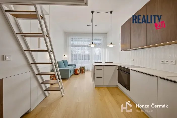 Pronájem bytu 1+kk, Brno, 35 m2