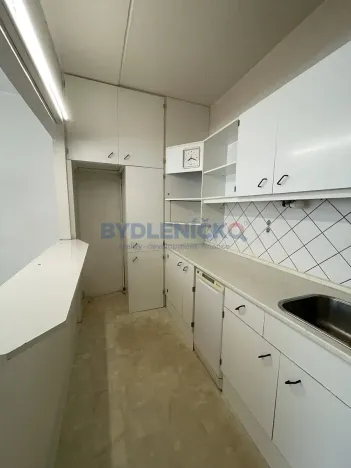 Prodej bytu 2+kk, České Budějovice, Jizerská, 50 m2