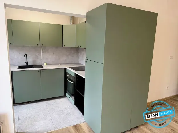 Pronájem bytu 4+1, Opava, Zacpalova, 92 m2