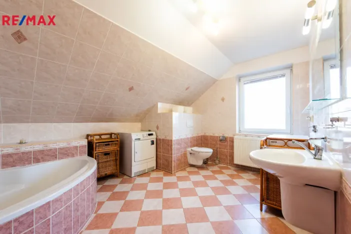 Prodej rodinného domu, Bedihošť, L. Svobody, 209 m2