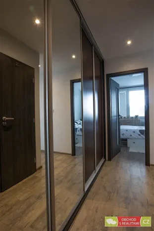 Pronájem bytu 2+kk, Praha, Pujmanové, 40 m2