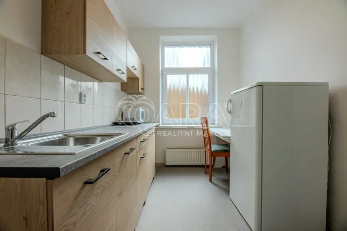 Pronájem obchodního prostoru, Vestec, Vestecká, 252 m2