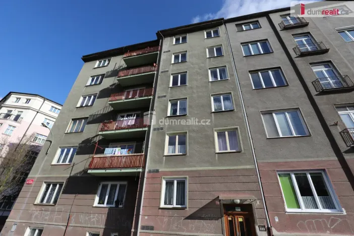 Prodej bytu 2+1, Karlovy Vary, nábřeží Jana Palacha, 63 m2