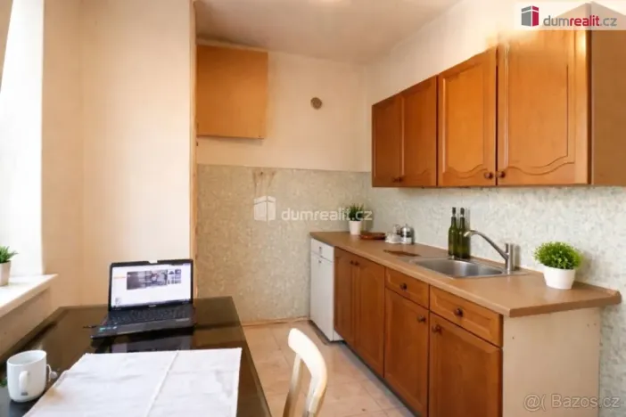 Prodej bytu 2+1, Karlovy Vary, nábřeží Jana Palacha, 63 m2