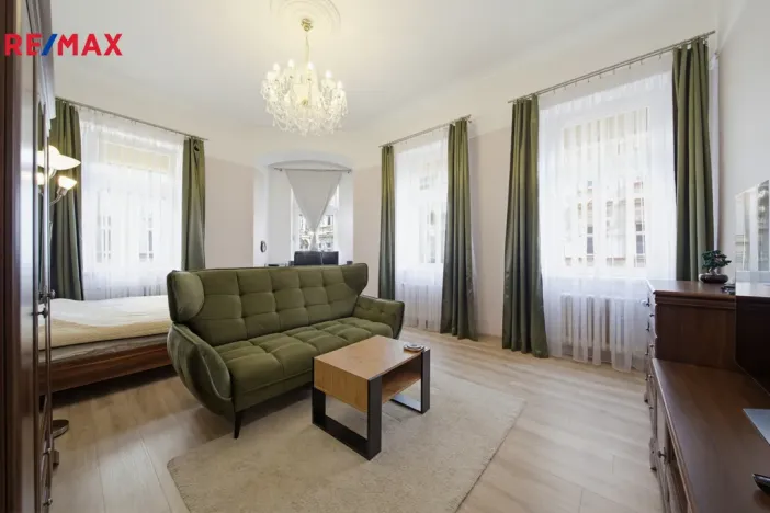 Prodej bytu 2+1, Karlovy Vary, Koptova, 78 m2