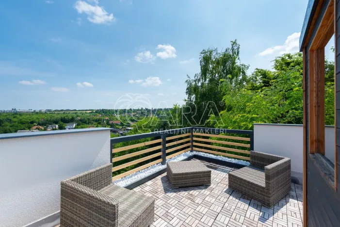 Prodej rodinného domu, Statenice, Nad Vinicí, 219 m2