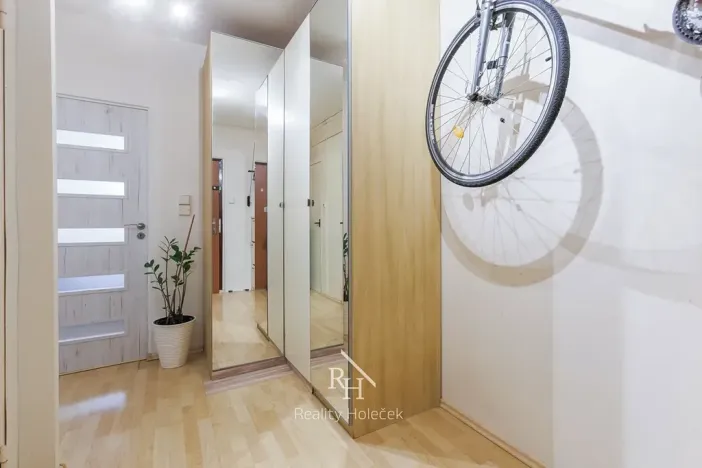 Prodej bytu 2+kk, Praha - Řepy, Galandova, 45 m2