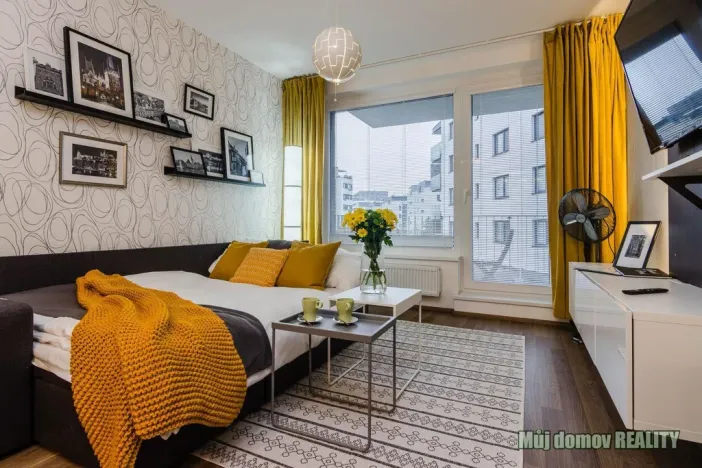 Pronájem bytu 2+kk, Praha - Střížkov, Zakšínská, 52 m2