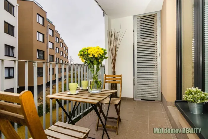 Pronájem bytu 2+kk, Praha - Střížkov, Zakšínská, 52 m2