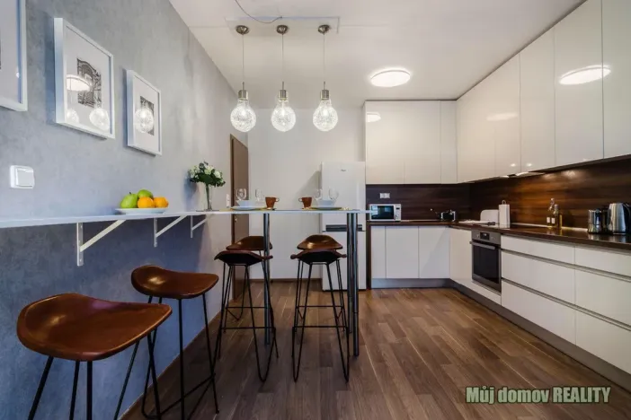 Pronájem bytu 2+kk, Praha - Střížkov, Zakšínská, 52 m2