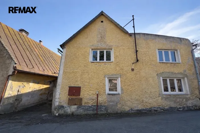 Prodej pozemku pro bydlení, Žlutice, Poděbradova, 358 m2