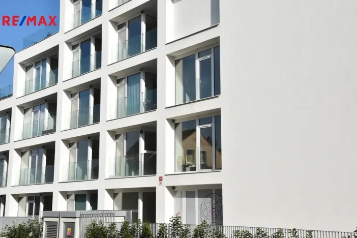 Pronájem bytu 1+kk, Znojmo, Jarošova, 33 m2