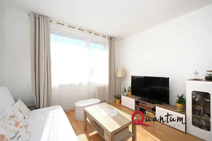 Pronájem bytu 2+kk, Praha - Modřany, Urbánkova, 41 m2