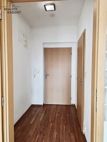 Pronájem bytu 1+kk, Brno, Rajhradská, 24 m2