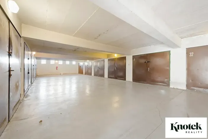 Prodej garáže, Brno, Vlčnovská, 17 m2