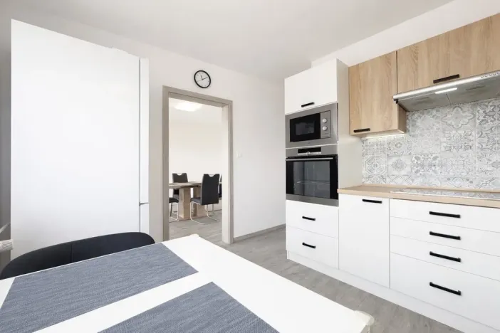 Pronájem bytu 4+1, Jirkov, U Sauny, 87 m2