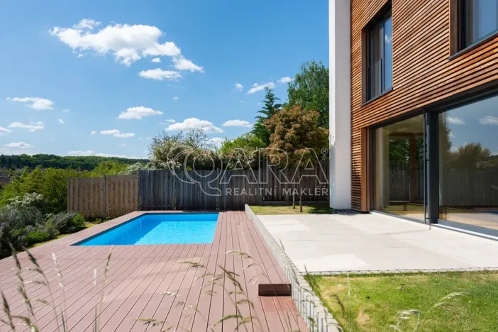 Prodej rodinného domu, Statenice, Nad Vinicí, 270 m2