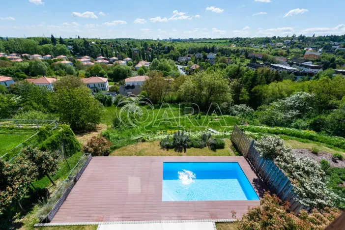 Prodej rodinného domu, Statenice, Nad Vinicí, 270 m2