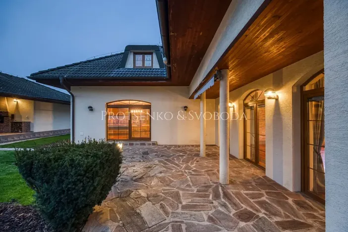 Prodej rodinného domu, Klínec, 345 m2