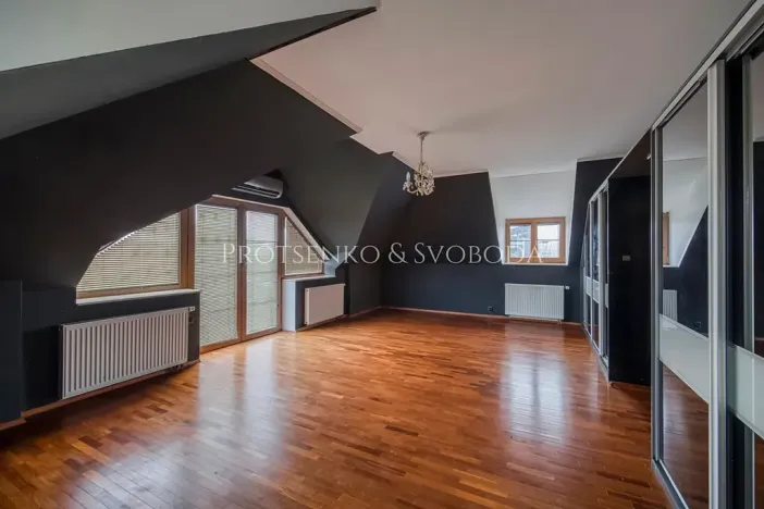 Prodej rodinného domu, Klínec, 345 m2