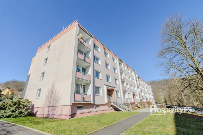 Pronájem bytu 1+1, Ústí nad Labem - Neštěmice, Hluboká, 37 m2