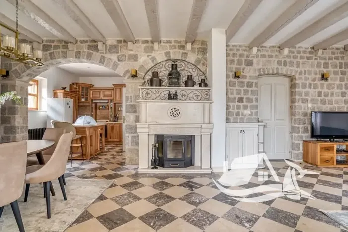 Prodej vily, Rijeka Reževići, Černá Hora, 400 m2